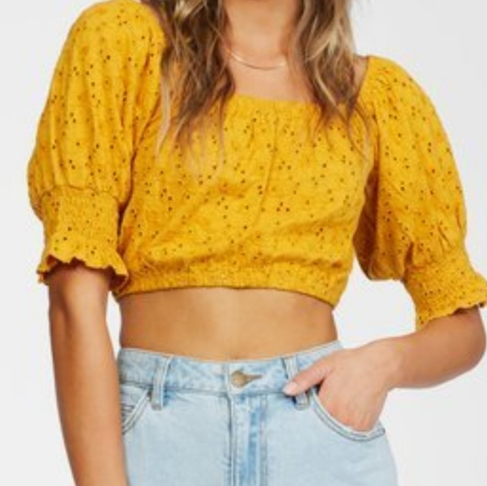 Billabong Summer Girl Golden Yellow Knit Top Size Medium